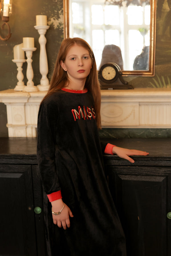 BRANDED SCRIBBLE NIGHTGOWN